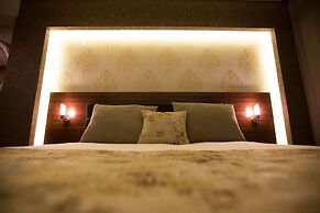 Can Deluxe Hotel