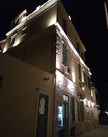 Fiera Guesthouse