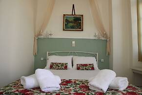 Fiera Guesthouse