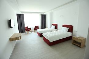 Rota 17 Otel