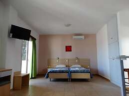 Paradiso Aparthotel