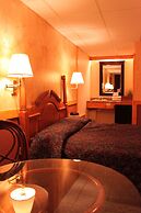 Algoma Motel