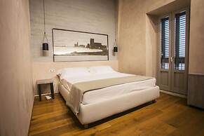Edward Rooms & Wellness