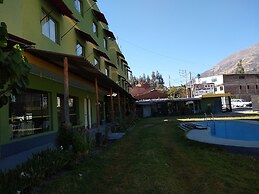 Hotel Comtucar Carhuaz