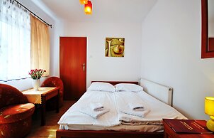 Dworek Familijny
