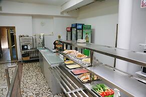Apple Hostel