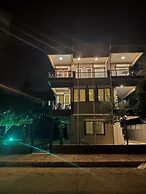 El Mundo Suites