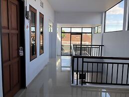 OYO 672 Bali Radiance Canggu