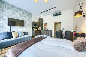 Aparthotel New Lux