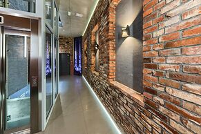 Aparthotel New Lux