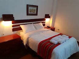 Explorer Deluxe Hotel