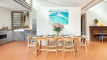 Sunny Family Beach House