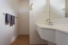 Busselton Motel