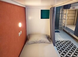 Home Addicts Hostel