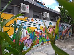 Home Addicts Hostel