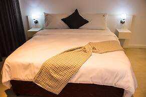 Palm Aparthotel