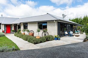 Glenbervie Cottages and Bed & Breakfast