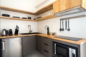 Soho Apartment by Olala Homes