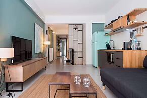 Soho Apartment by Olala Homes