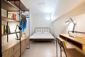 Soho Apartment by Olala Homes