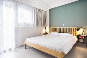 Soho Apartment by Olala Homes