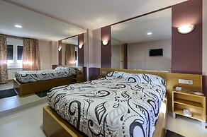 Motel Cancún Avilés