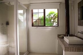 African Sands Bed & Breakfast