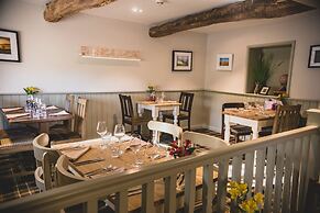 The Red Lion at Hellidon