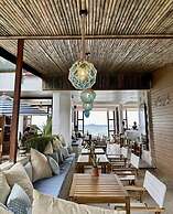 Blue Tao Beach Hotel