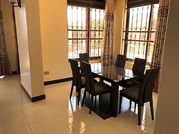Marina Lake View Apartments