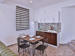 3 House Apart