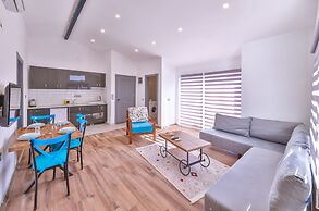 3 House Apart