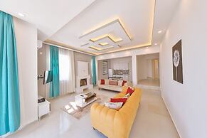 3 House Apart