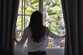 Liquidambar Hotel