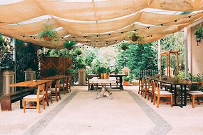Liquidambar Hotel