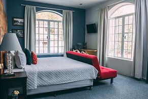 Liquidambar Hotel