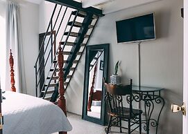 Liquidambar Hotel