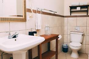 Liquidambar Hotel