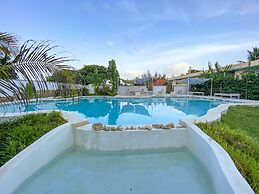 Aqua Resort