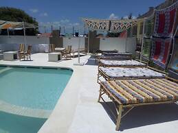 Aqua Resort