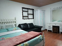 Usaquen Station Hostel