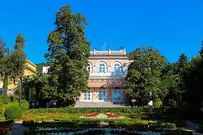 Hotel Paris