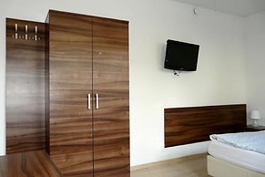 Amber House
