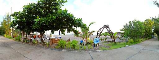 Club Monet Beach Resort By Cocotel