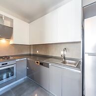 Green Hills Suites