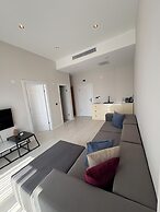 Green Hills Suites