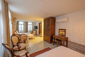 Ajlan Hotel Cunda