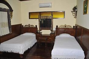 Bagan Central Hotel