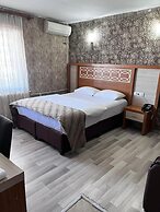 Hotel Dedemin 2