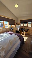 Riverfront Lodge
